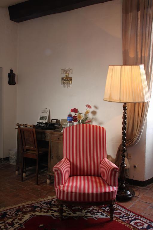 Chateau Rosans Bed & Breakfast Rom bilde